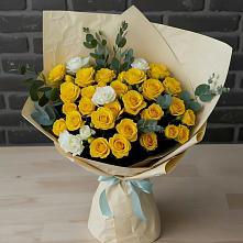 Букет цветов из:  Розы в Питерке