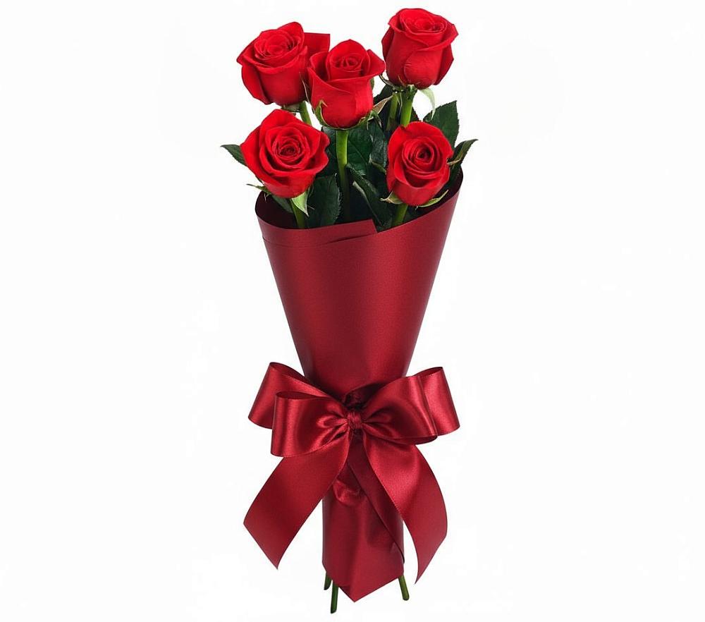 Букет 5 Красных роз Эдлесс Лав в Питерке