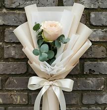Букет цветов из:  Розы в Питерке