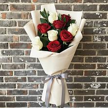 Букет цветов из:  Розы в Питерке