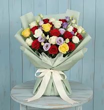 Букет цветов из:  Розы #REPLACE_PRED# Питерке