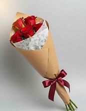 Букет цветов из:  Розы в Питерке
