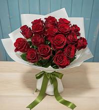 Букет Красные розы в Питерке