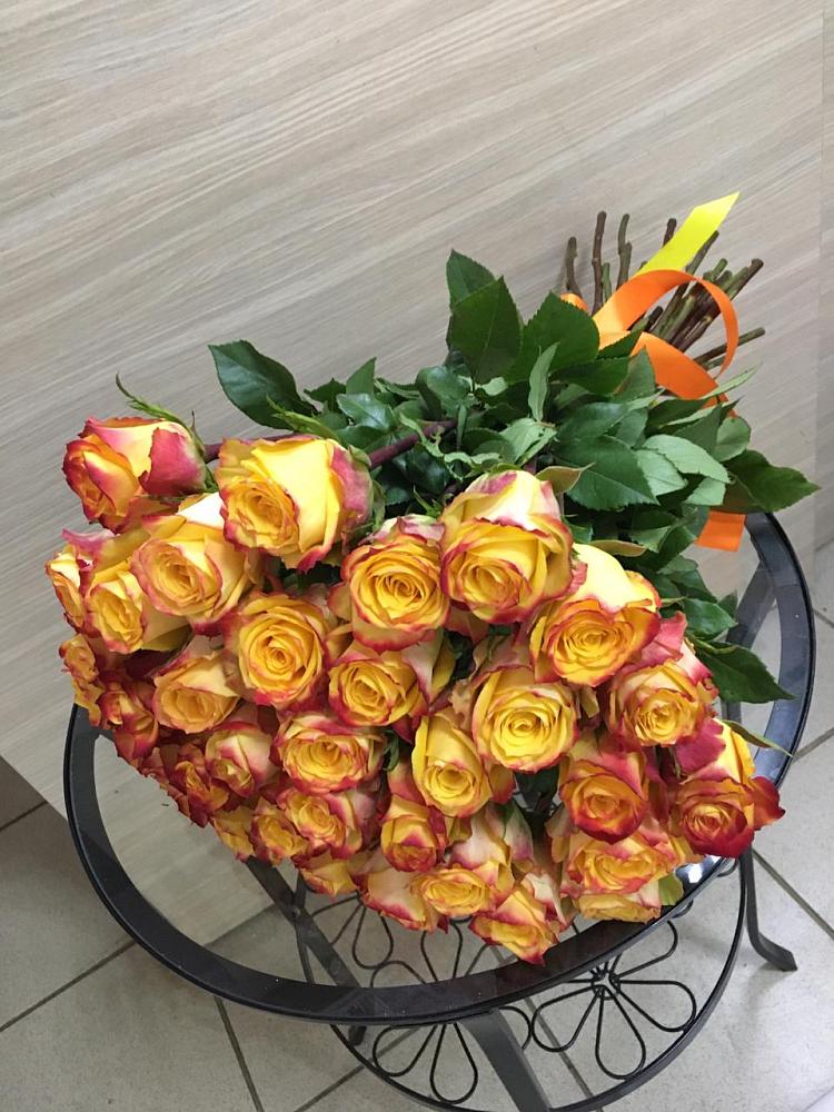 Букет Желтые розы в Питерке