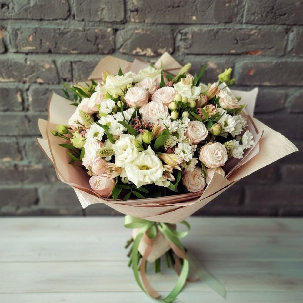 Букет цветов из: Альстромерии, Розы и Хризантемы в Питерке