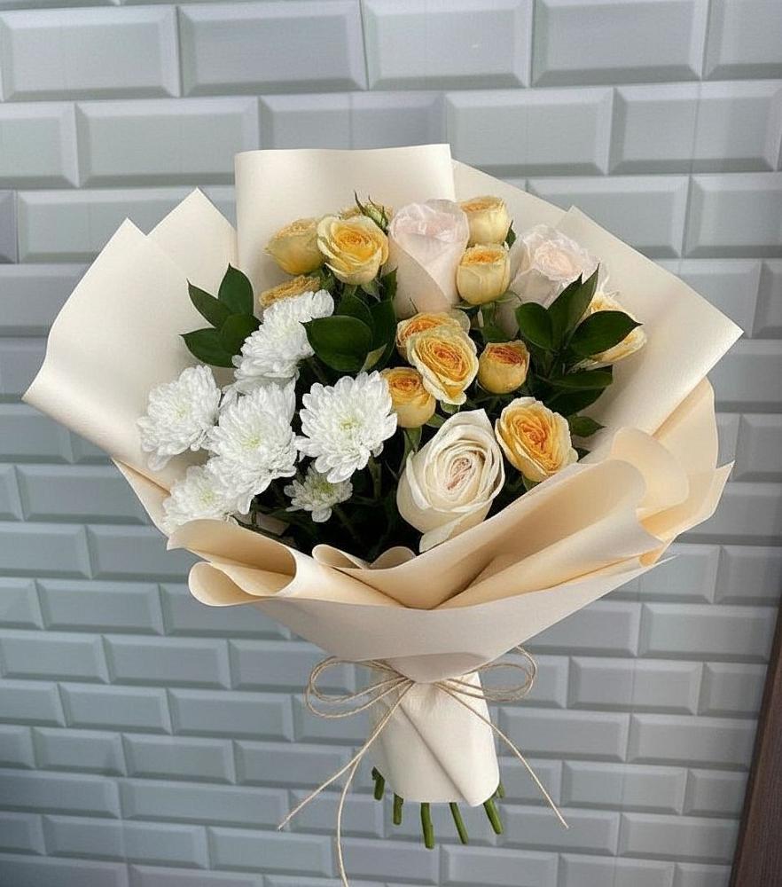 Букет цветов из: Розы и Хризантемы в Питерке