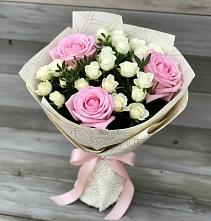 Букет цветов из:  Розы #REPLACE_PRED# Питерке