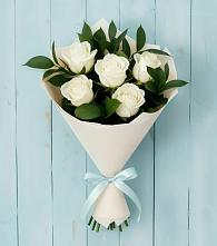 Букет цветов из:  Розы в Питерке