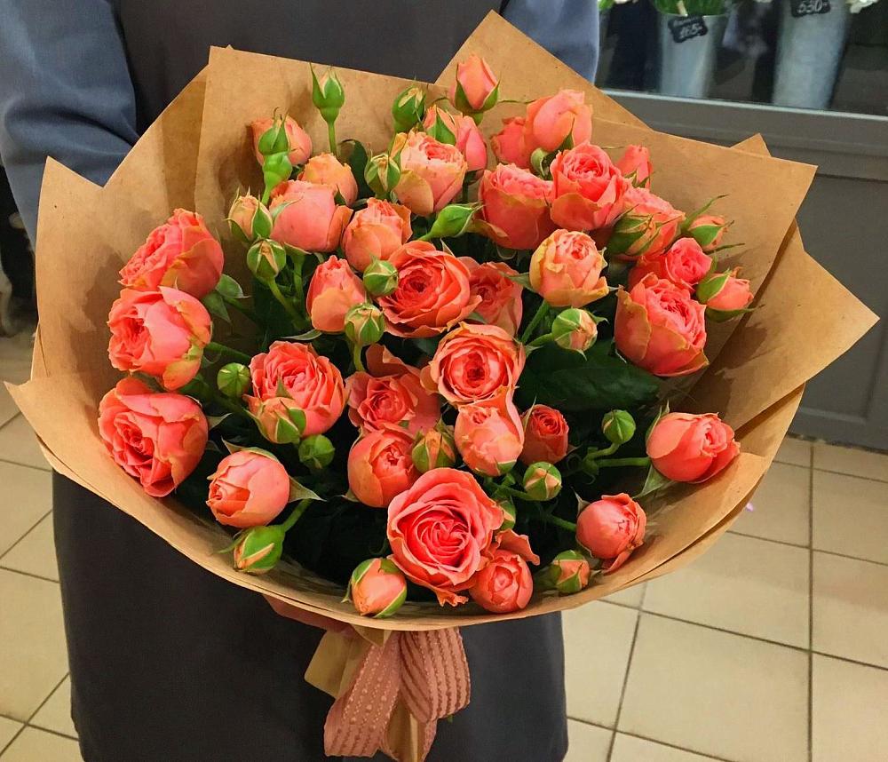 Букет цветов из: Розы в Питерке