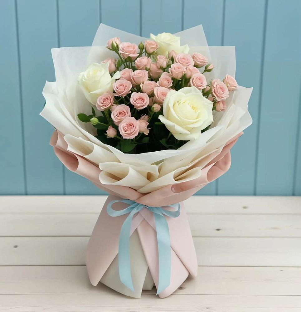 Букет цветов из: Розы в Питерке