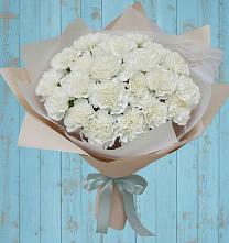 Букет цветов из:  Гвоздики в Питерке
