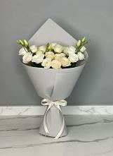 Букет цветов из:  Розы и Лизиантусы #REPLACE_PRED# Питерке